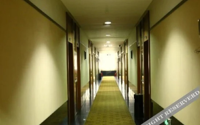 Tongyi Hotel