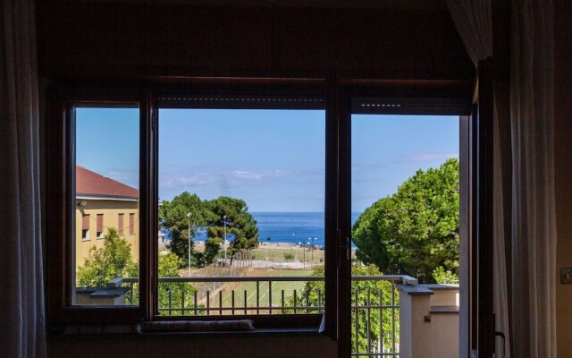 Luxurious Apartment in Briatico Calabria with Sea view