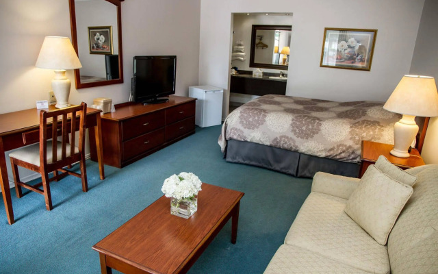 Rideau Heights Inn
