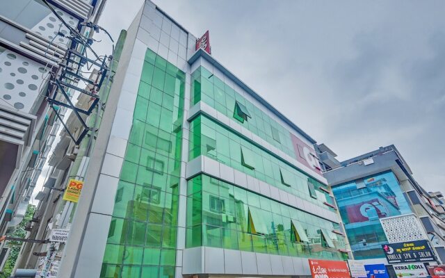 Sri Sai Guru Comforts By OYO Rooms