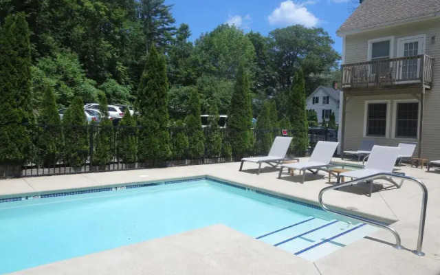 The Admiral's Inn Resort