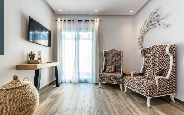 Portes Mykonos Suites & Villas