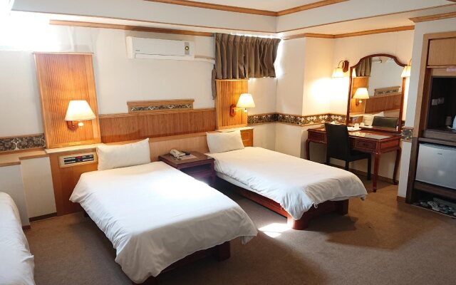 Balen Hotel