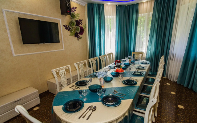 Вилла на Крыловской