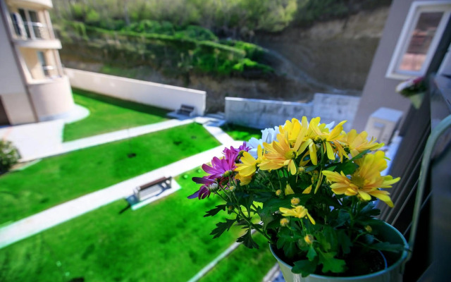 Лукс Апартамент Радост 2