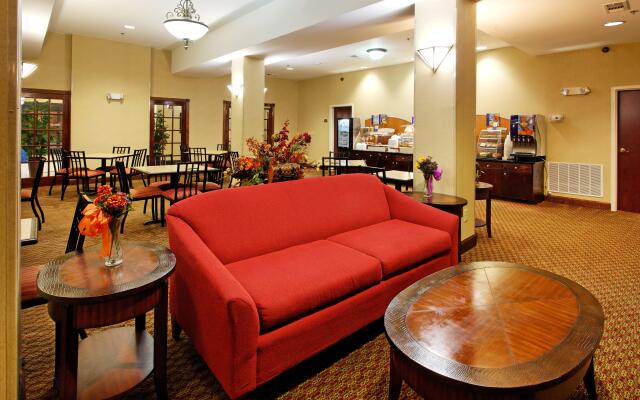 Holiday Inn Express Hotel & Suites Sylacauga, an IHG Hotel