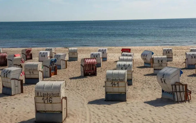 Strandhaus-Nr-9-OG-rechts