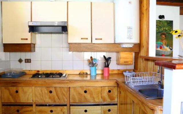 Cordillera de los Andes-Cajón del Maipo-Habitaciones en Casa Compartida con Anfitrión