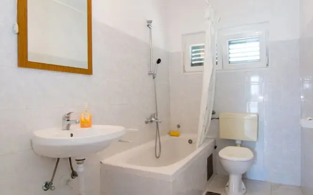 Apartments Jakov