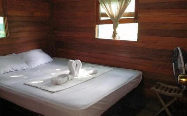 Montecristo River Lodge