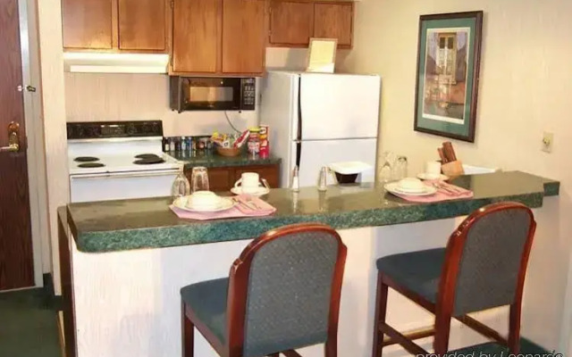 Richmond Suites