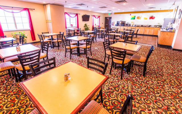 Quality Inn & Suites University