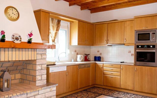 Kanakades Village House