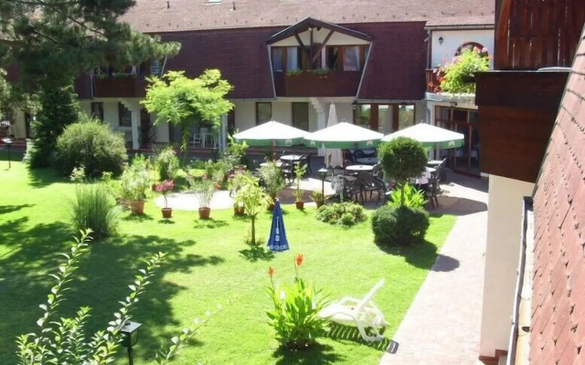 Hotel Kentaur