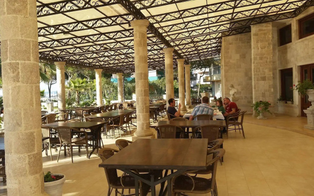 Royal Park Hotel