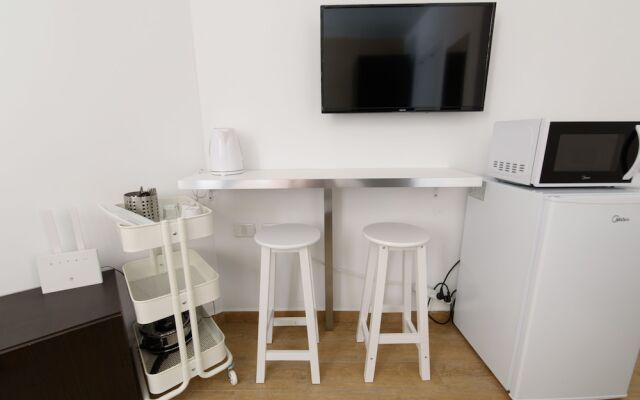 Beach View Apartments And Studio