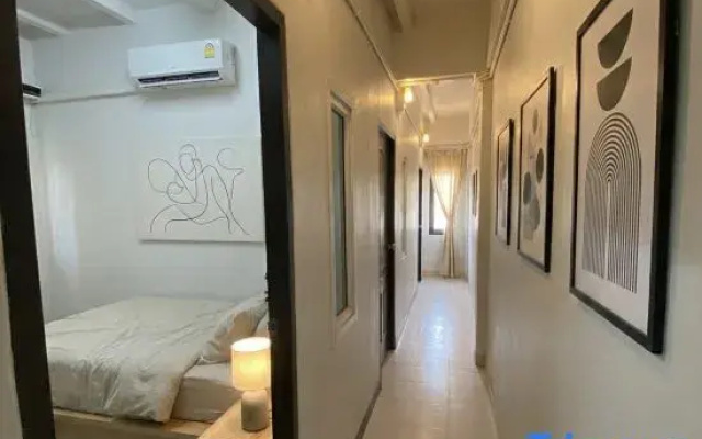 Hostel Bangkok Airport Comfort By MaTong " Near Suvarnabhumi Airport BKK "