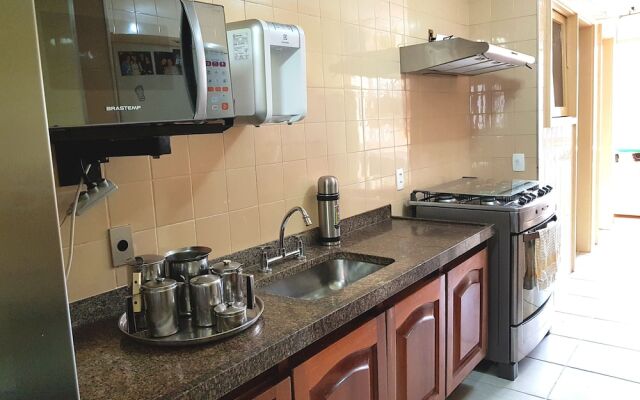 Apartamento em Cond de Luxo em Sao Conrado