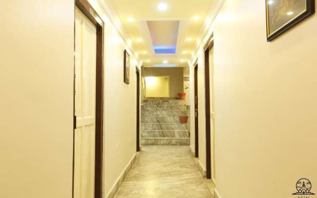 Aarya Chaitya Inn