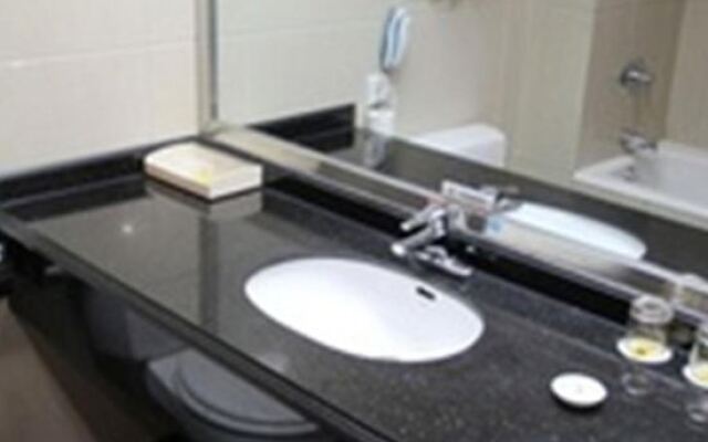 Super 8 Hotel Suzhou Taicang Taiping Sout Road