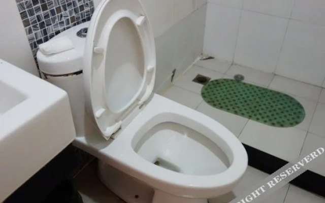 Pod Inn Hotel (Shanghai Hongqiao Airport Songhong Road Subway Station)