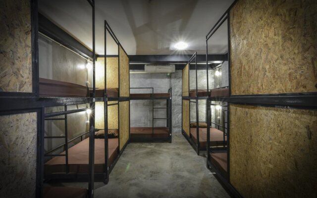 Bed & Ink Hostel Koh Tao