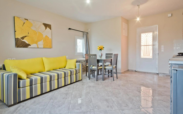 Montemar Studios & Apartments