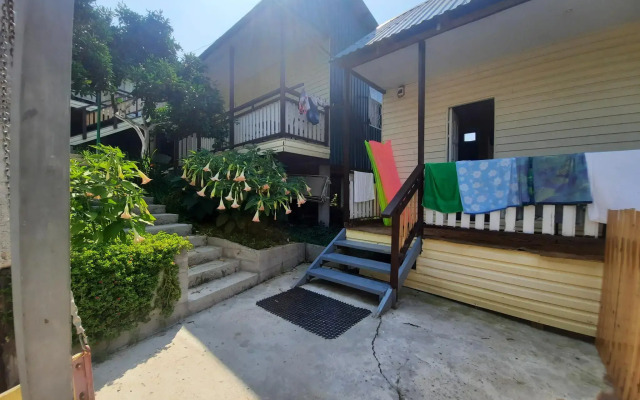 Mandarin Paradise Guest House