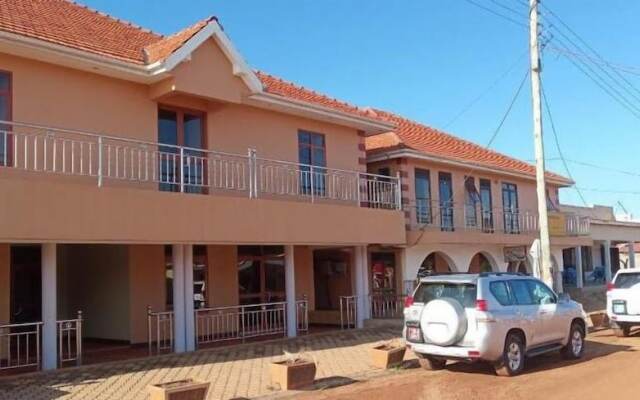 Strikers Hotel