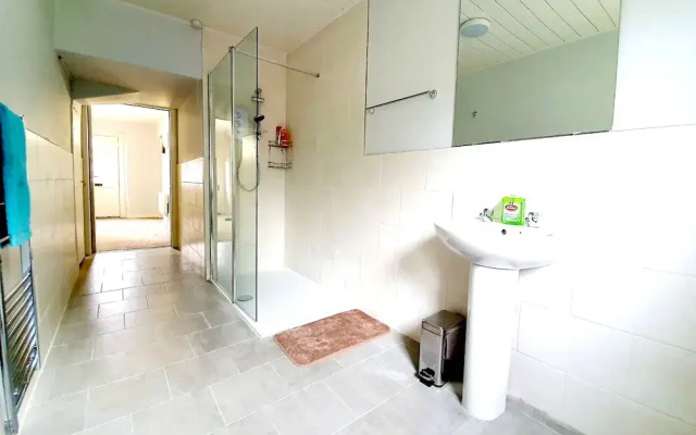 Spacious Holiday Home Closeby River in Alness!