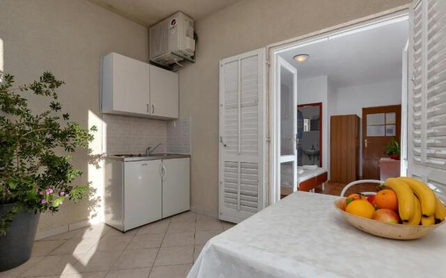 Apartments Angela Makarska