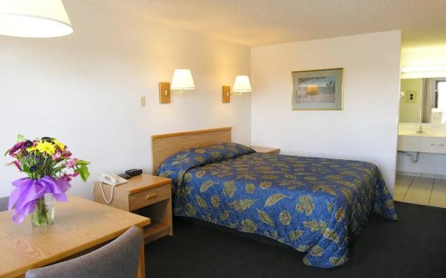 Sundowner Inn Forsyth I 94