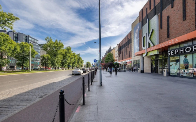 Black & White Szczecin by Renters