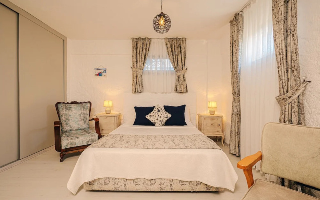 Bizim Ev Hotel