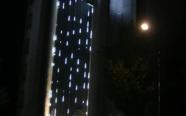 Y Hotel