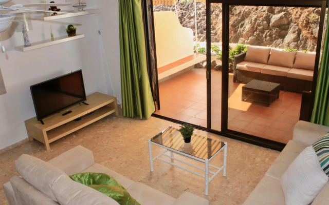 2 BDR,2 BATH Amarilla Golf Apartment