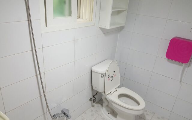 Mr. Kim's Friends Guest House