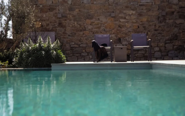 Mykonian Luxury Villa Filyra with Pool