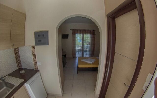 Pouliezos Koklanis Zante Apartments