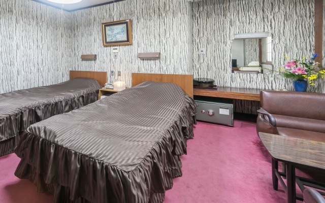 Riverside Hotel Shoei