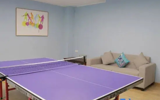 Zhongshan Quanlin Daray Sports Hotel