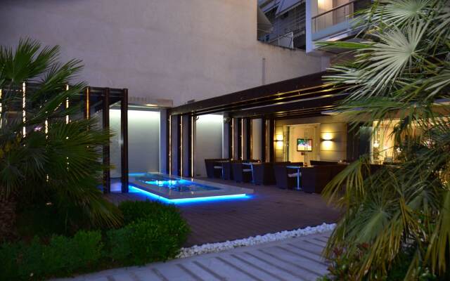 Deves Hotel