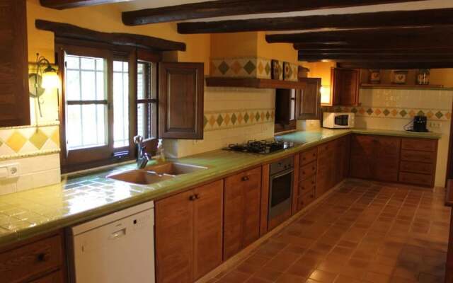 El Castell Resorts