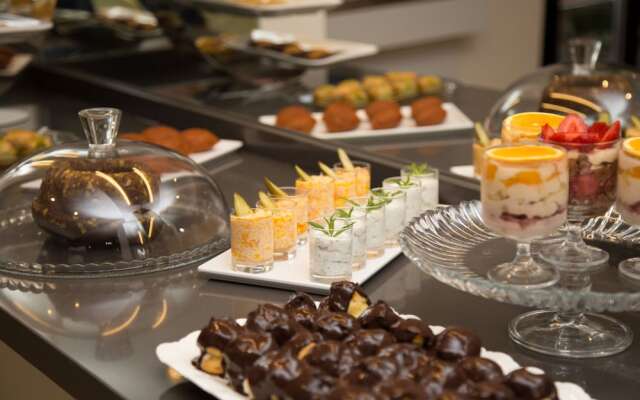 TN&CO Exclusive Cip Suites and Primeclass Rooms (Adults Only)