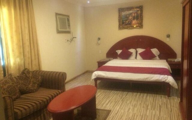 AlToot Palace Furnished Apartments 4