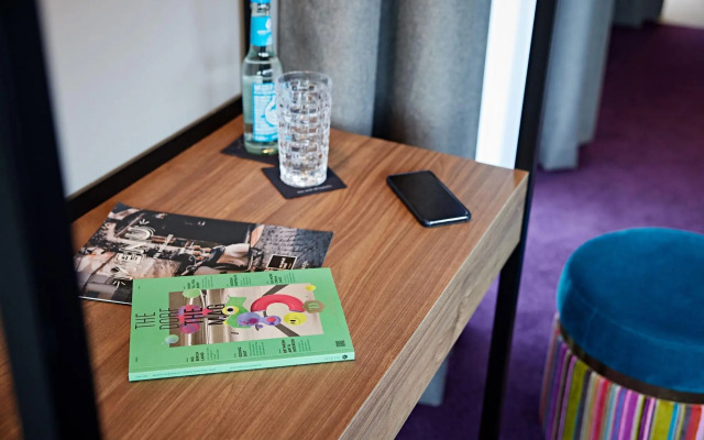 Me and All Hotel Dusseldorf Oberkassel, by Hyatt