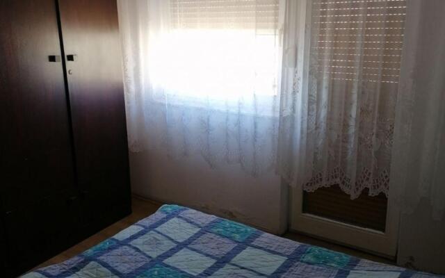 Olgi - Free Parking - A4