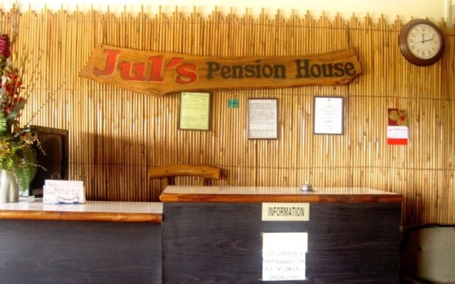Felicidad Resto and Pension House