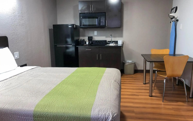 Motel 6 Wichita, KS