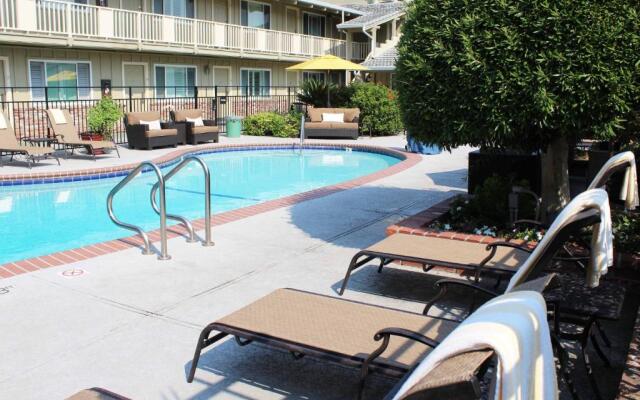 Country Inn Motel